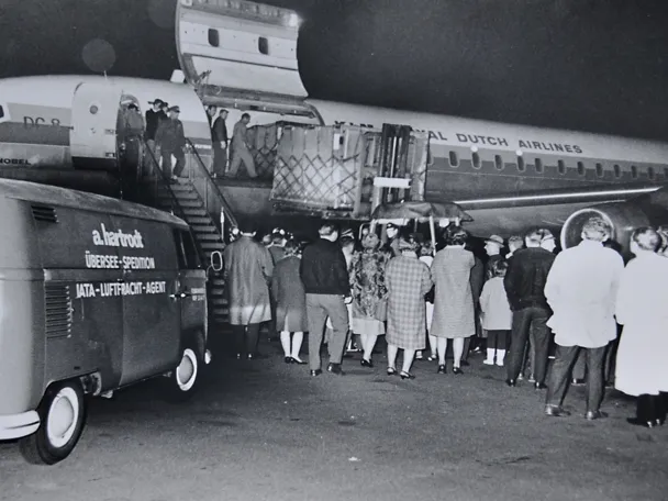 Import der ersten Holsteiner nach Gut Hülsenberg Import der ersten Holsteiner nach Gut Hülsenberg
