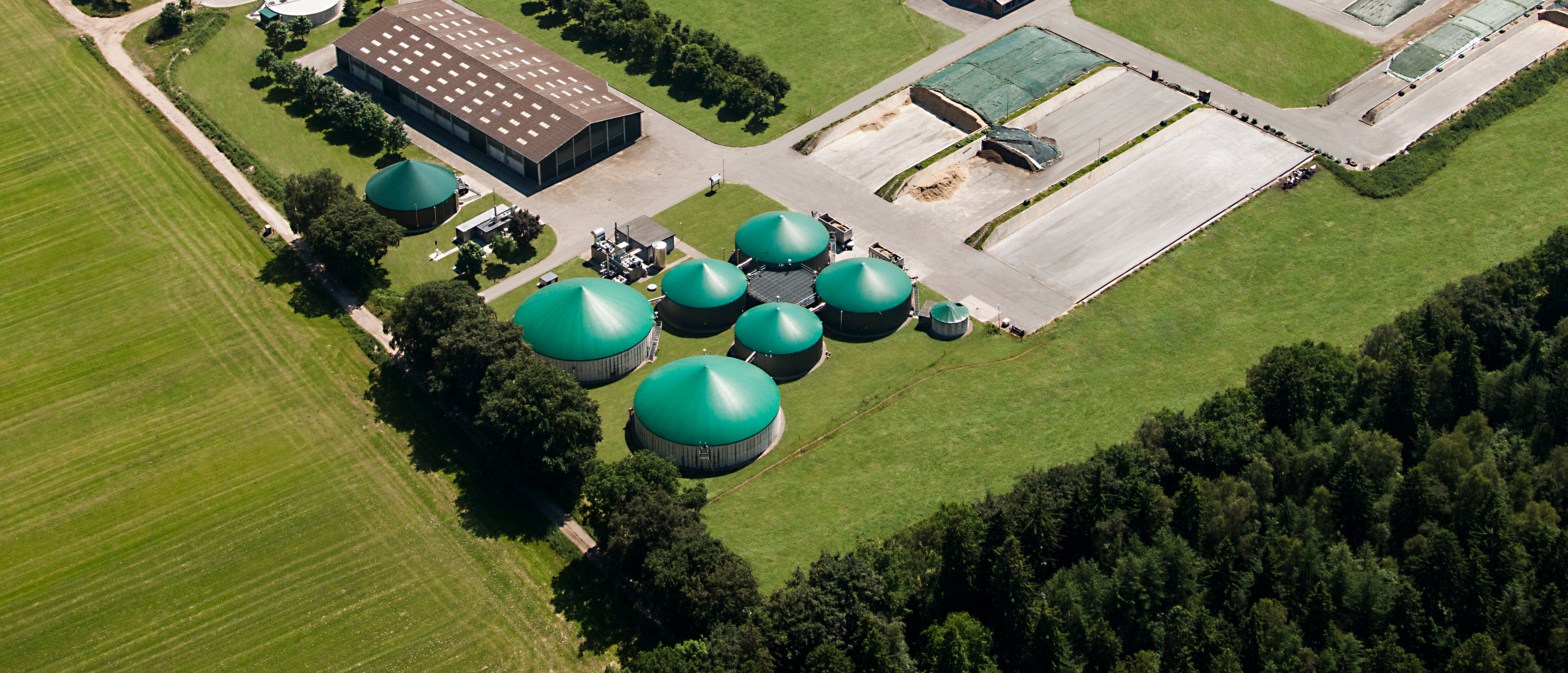 Luftansicht der Biogasanlage auf Gut Hülsenberg Luftansicht der Biogasanlage auf Gut Hülsenberg
